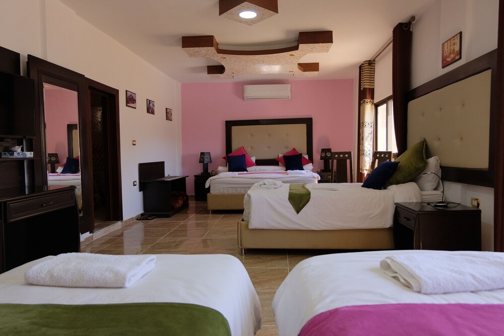 Luxury Room photo 1