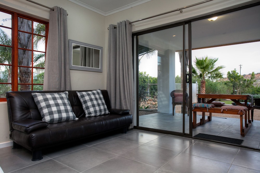 Standard Apartment (Self Catering) photo 2