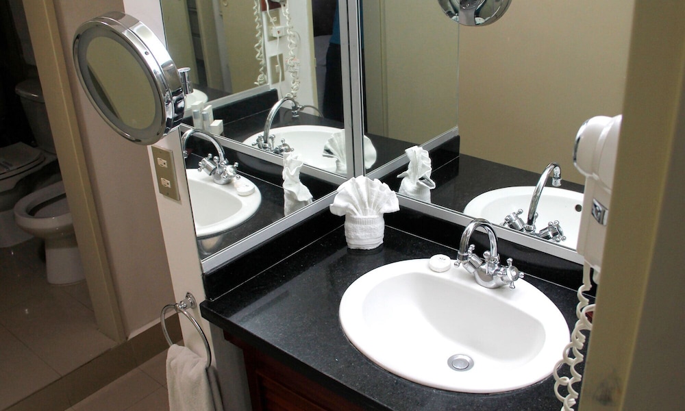 Junior Double or Twin Room photo 2