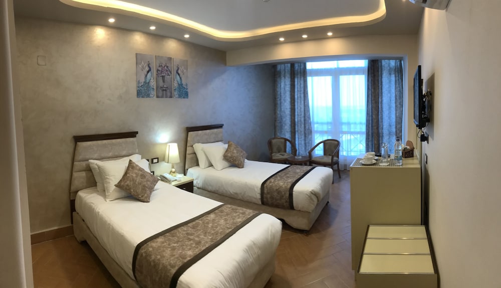 Family Suite, 2 Bedrooms photo 2