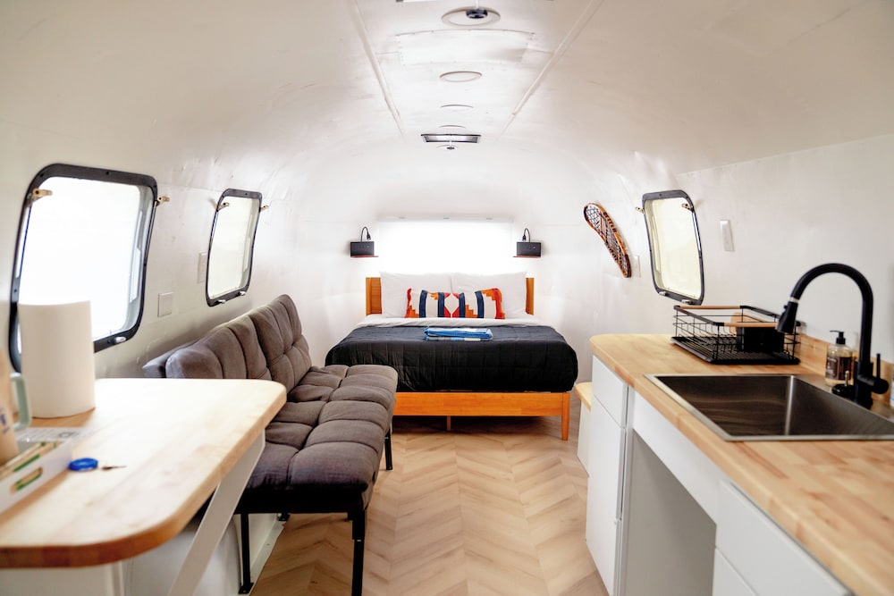 Mobile Home, 1 Queen Bed with Sofa bed, Non Smoking photo 1