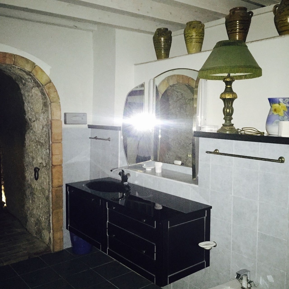 Deluxe Triple Room photo 2