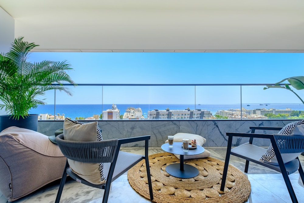 Luxury Apartment