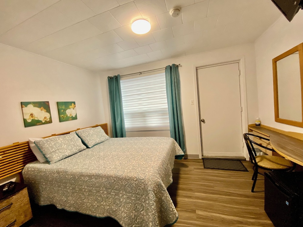 Standard Double Room, City View photo 2