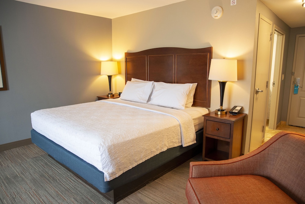 King Bed photo 1