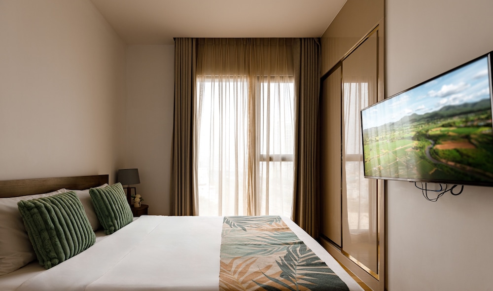 Deluxe Apartment, 3 Bedrooms, City View