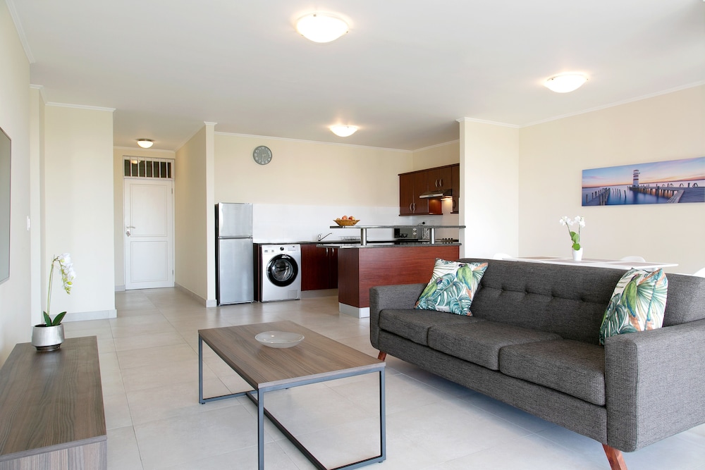 Apartment - Photo 3