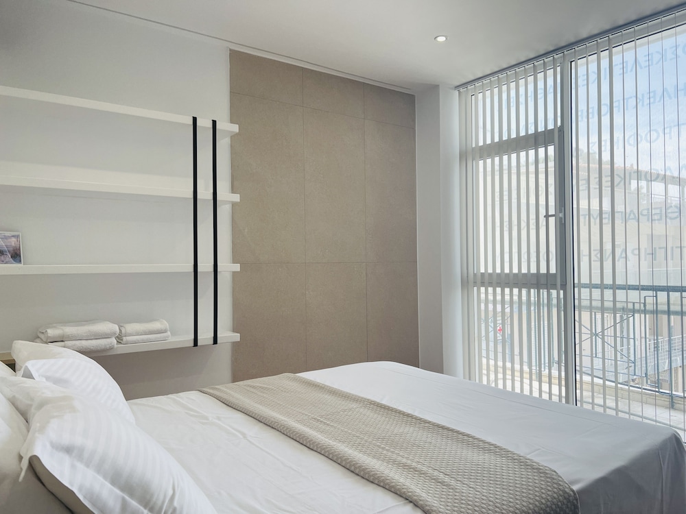 Superior Apartment, City View