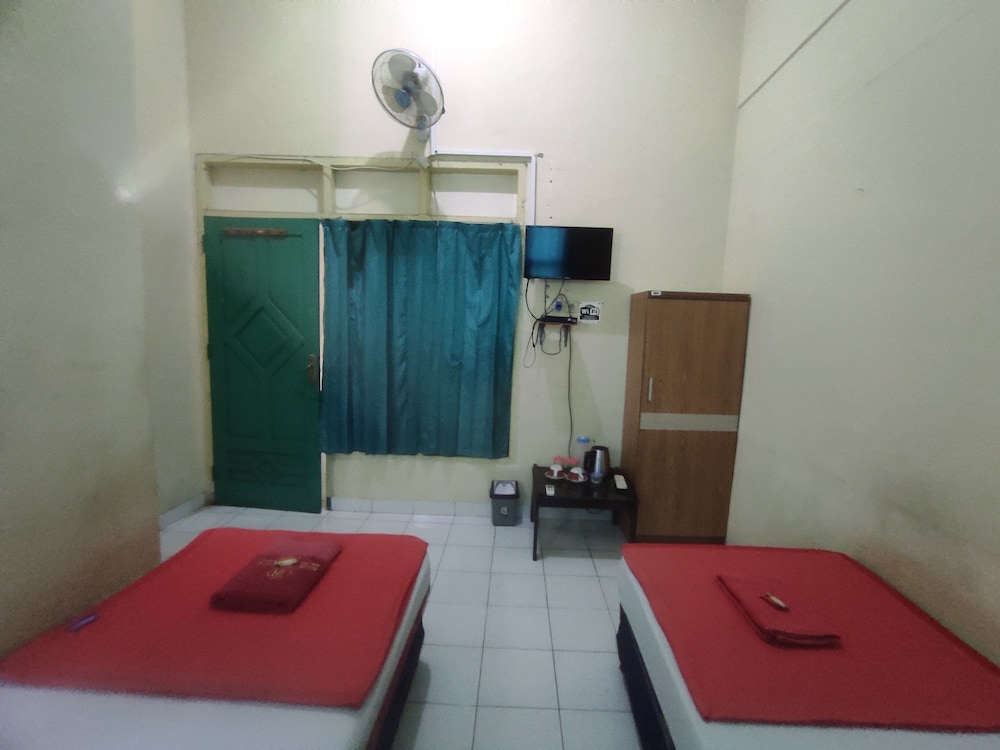 Standard Twin Room photo 3