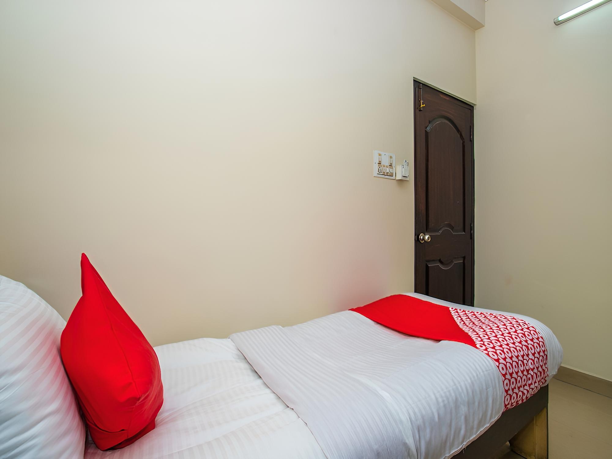 Deluxe Double Or Twin Room, 1 King Bed photo 1
