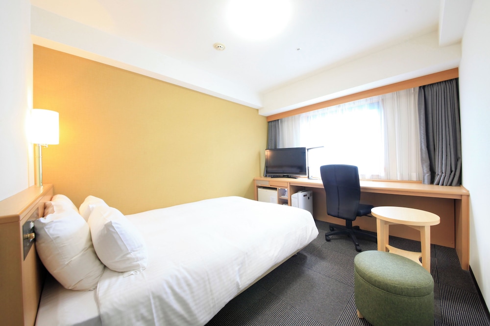 Standard Single Room, Smoking