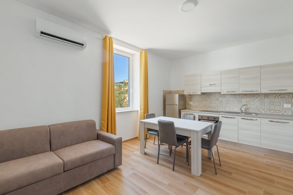 Deluxe Condo