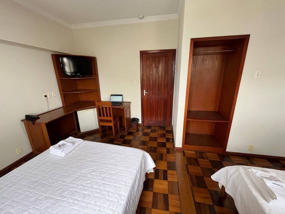 Classic Twin Room photo 2