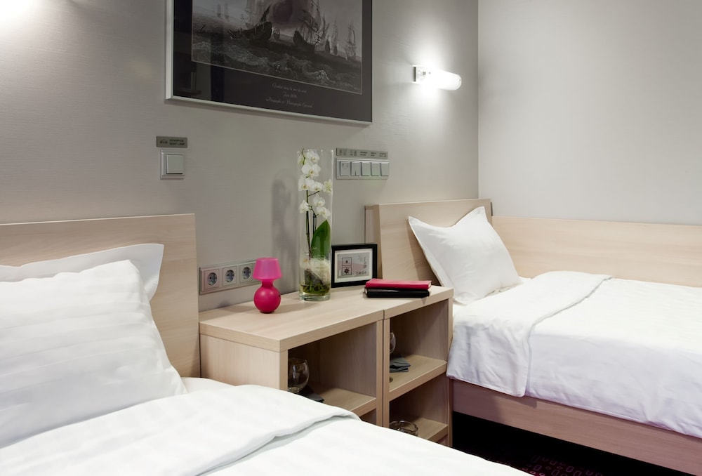 Superior Twin Room photo 3
