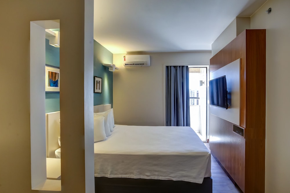 Superior Suite, 1 Queen Bed, Non Smoking - Photo 13
