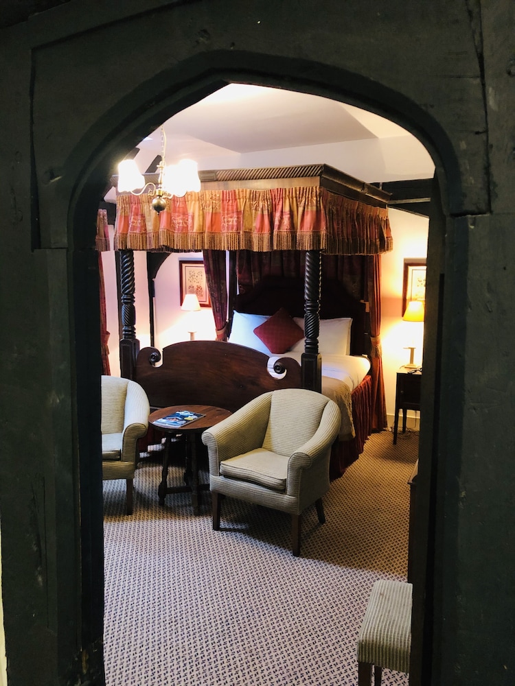 Executive Room (Four Poster) - Photo 2