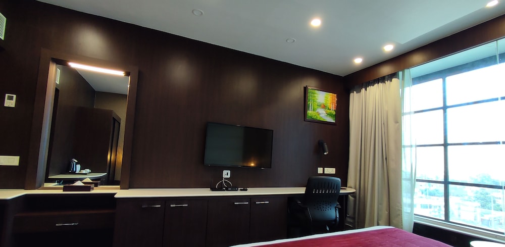 Executive Room - Photo 4