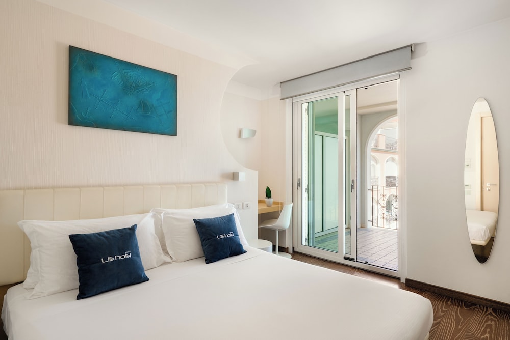 Deluxe Room photo 1