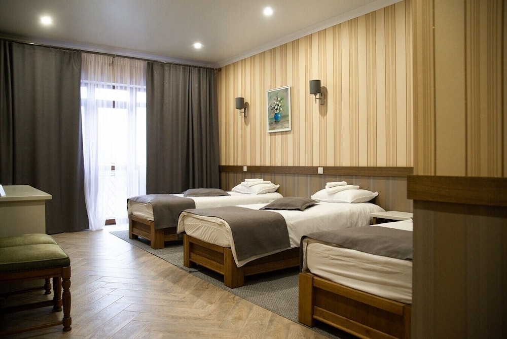 Basic Triple Room