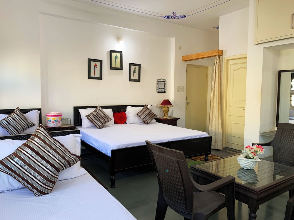 Deluxe Quadruple Room, 1 Bedroom, Non Smoking photo 3