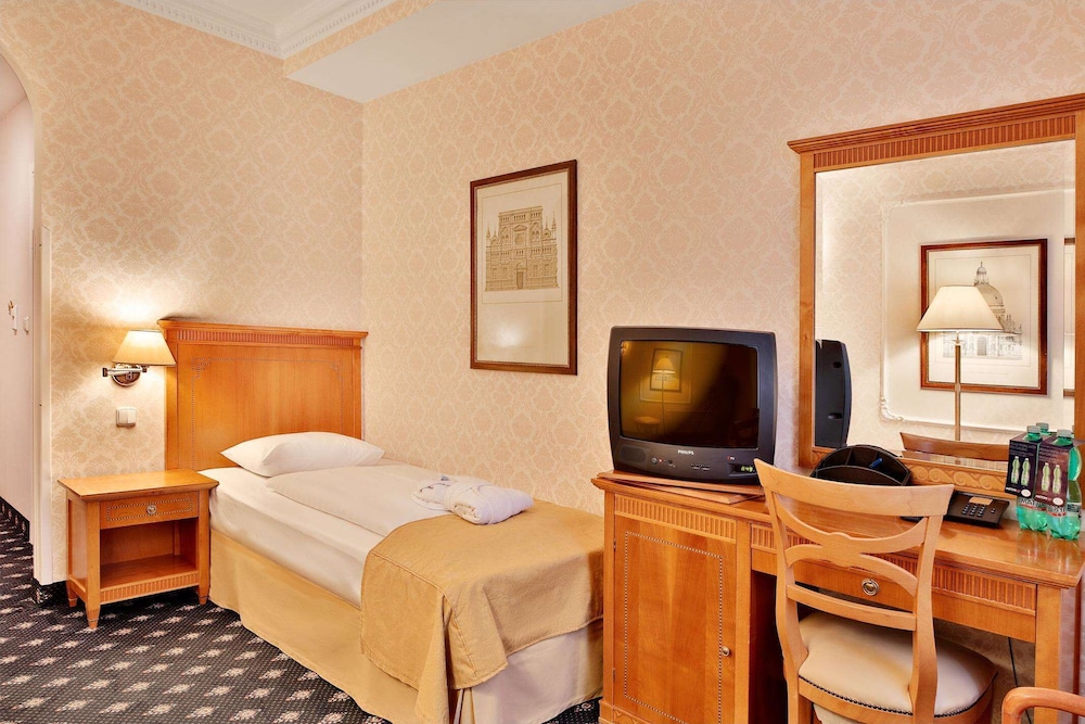 Standard Single Room photo 2