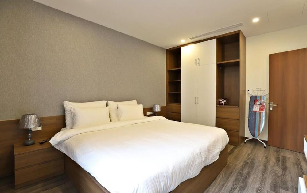 Apartment, 1 Bedroom, Balcony photo 1