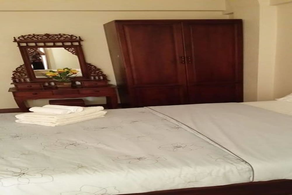 Standard Double or Twin Room photo 1