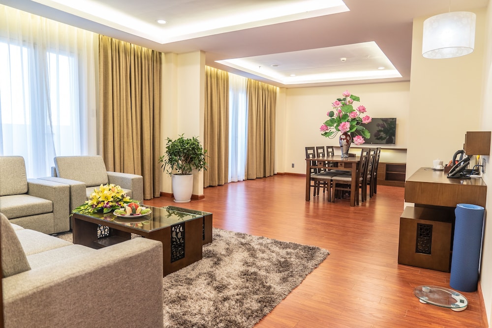 Royal Suite photo 1