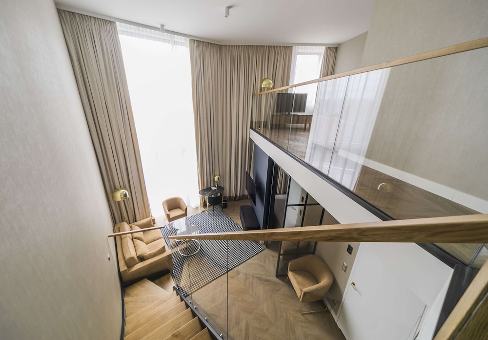 Presidential Suite, Balcony
