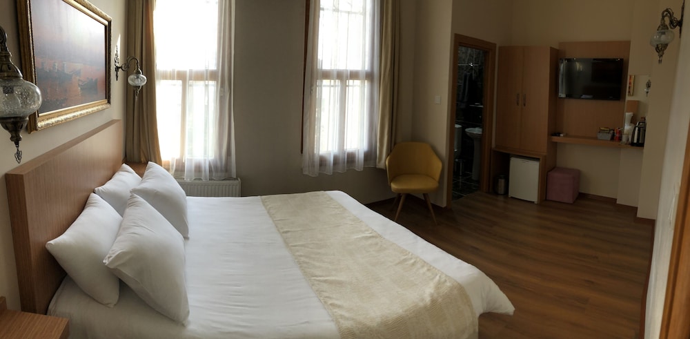 Standard Double Room, 1 Queen Bed, Non Smoking photo 1