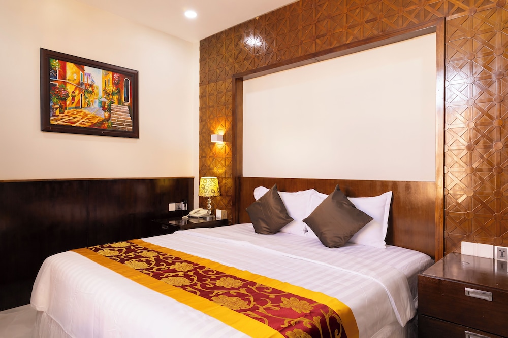 Deluxe Double Room, City View