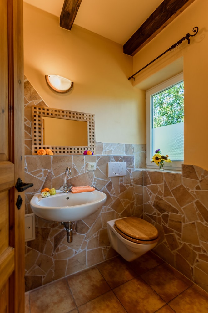 House, Multiple Bedrooms, Terrace, Garden View (incl. 130 EUR  cleaning fee per stay) photo 1