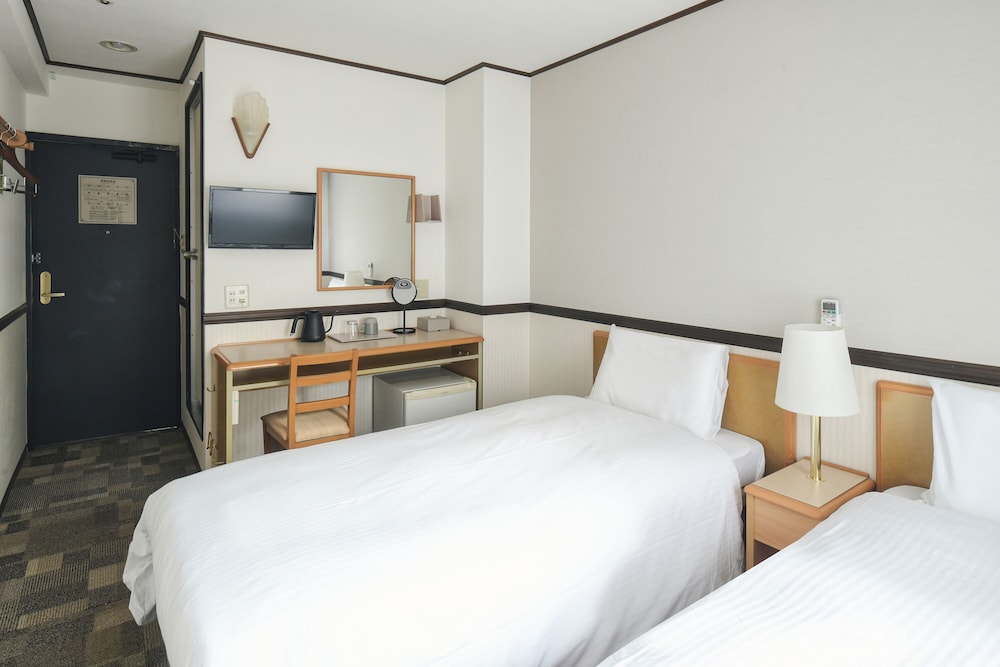 Standard Twin Room, Smoking photo 1