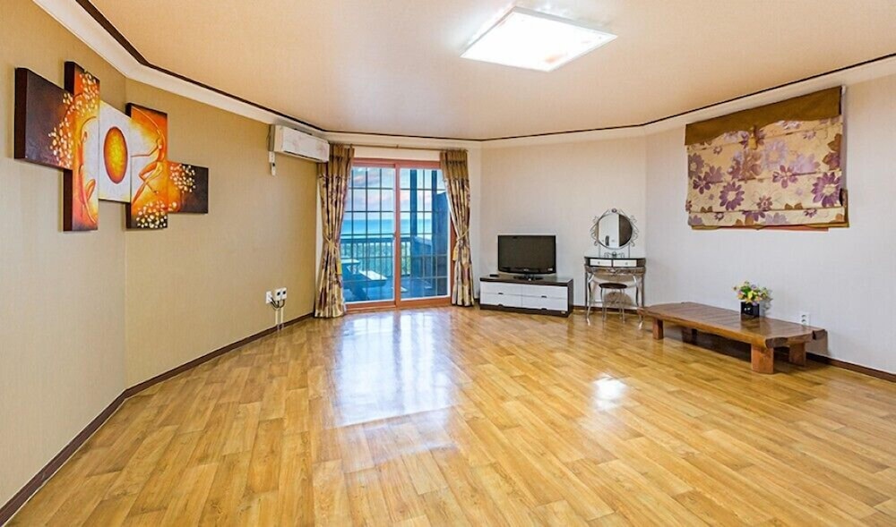 Room (Gum Morae) - Photo 1