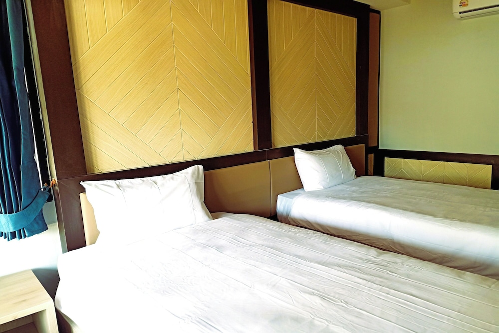 Superior Twin Room photo 3