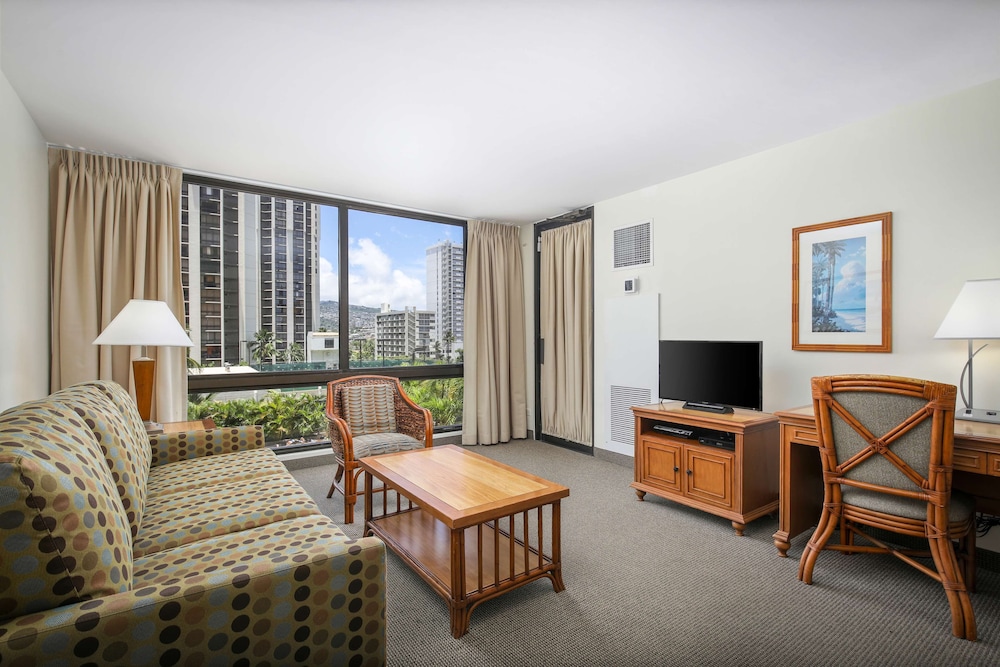 Suite, 1 Bedroom, City View thumbnail 6