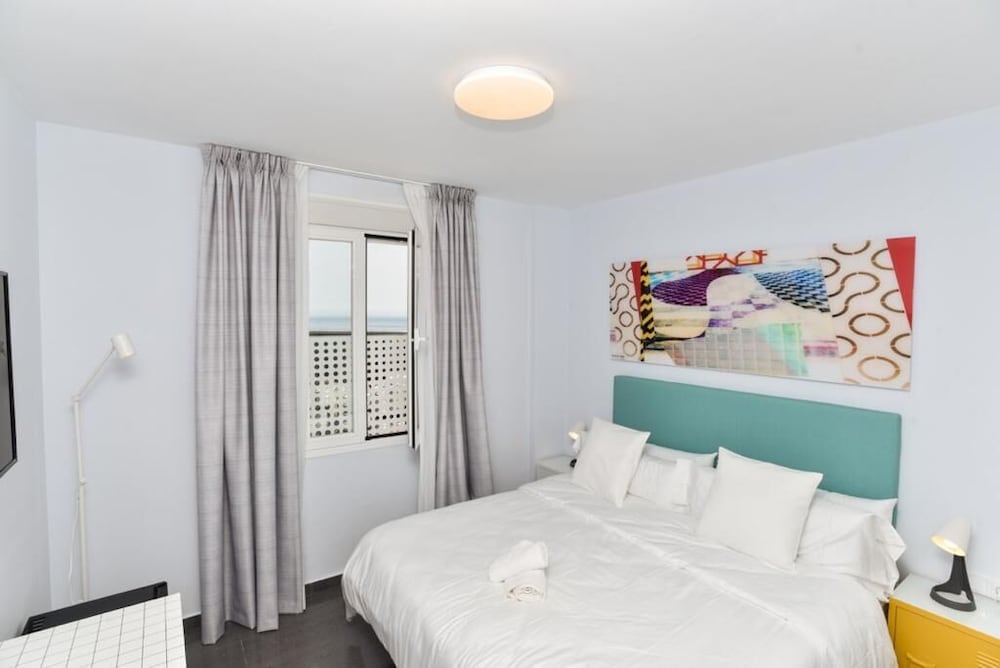 Basic Twin Room