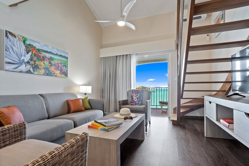 Loft, Oceanfront photo 1