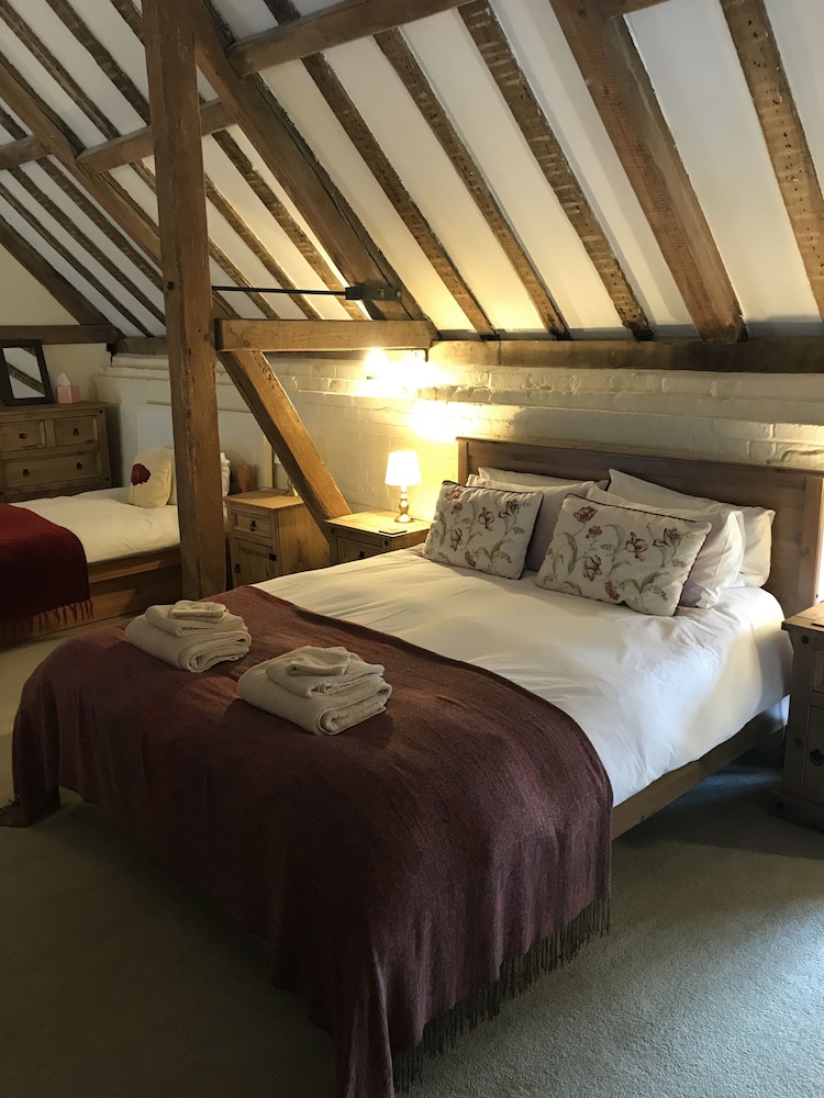 Suite, Ensuite (The Minsmere Room)