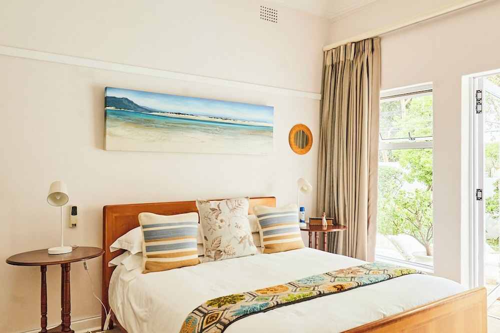 Superior Double Room, 1 Queen Bed, Bathtub photo 1