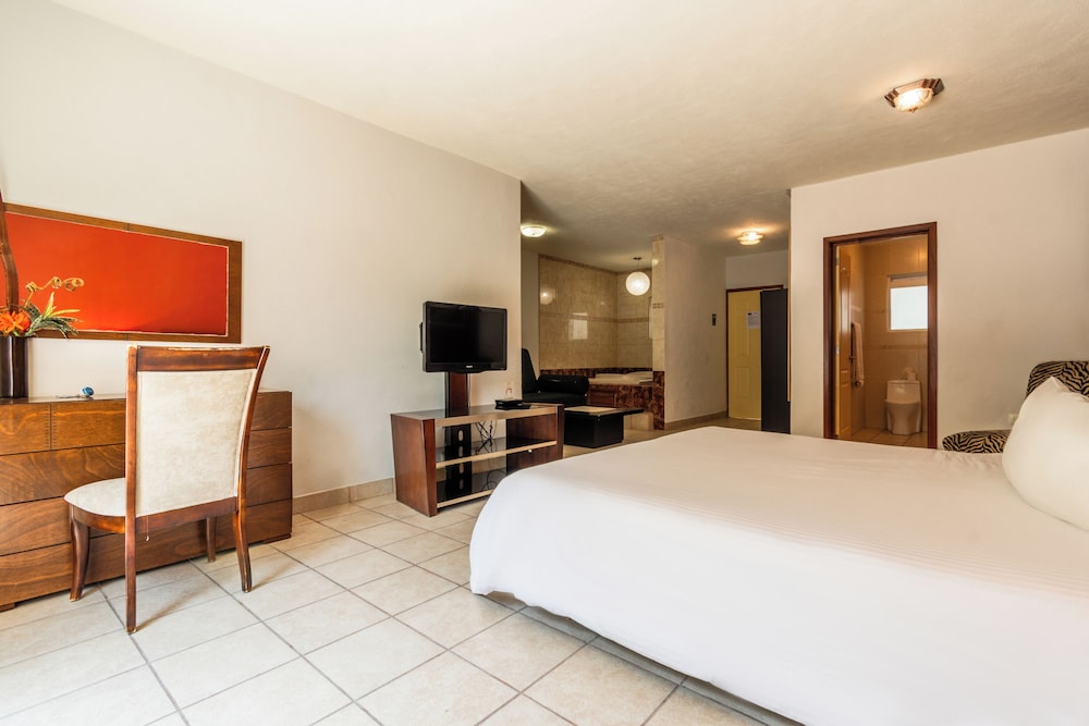 Luxury Suite, 1 King Bed