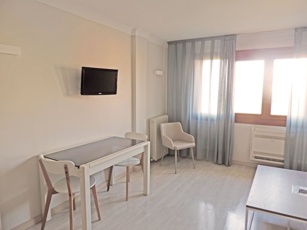 Quadruple Room - Photo 6