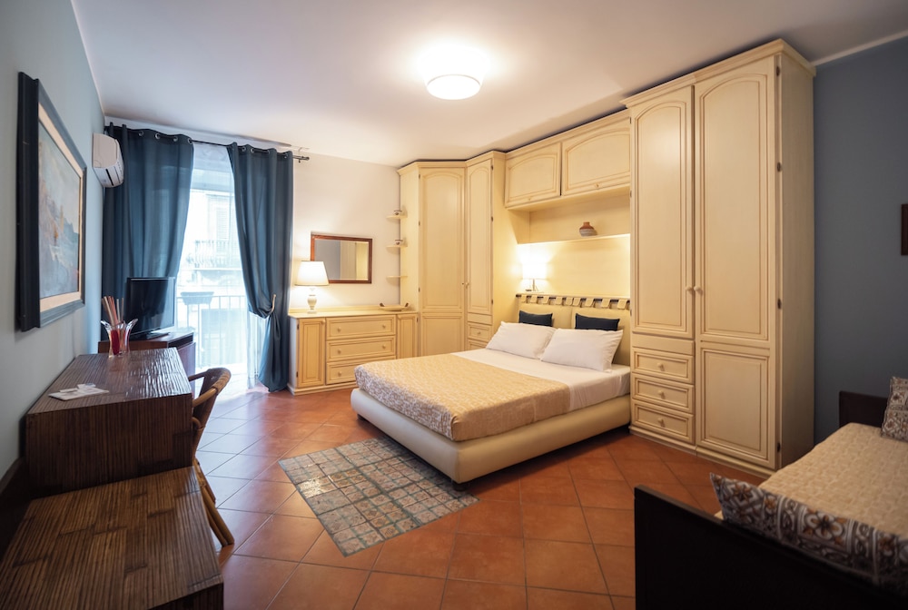 Standard Quadruple Room photo 1