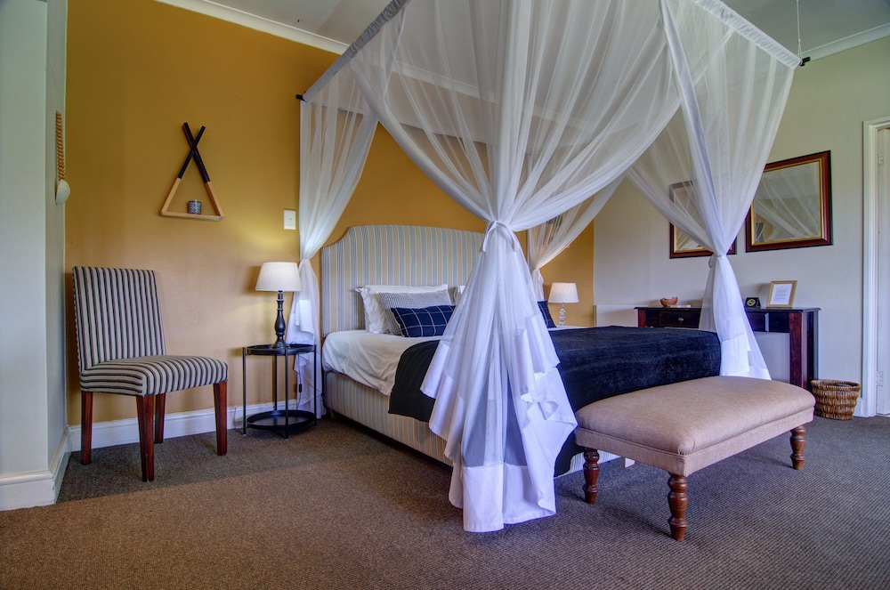 Manor House Deluxe Suite photo 1