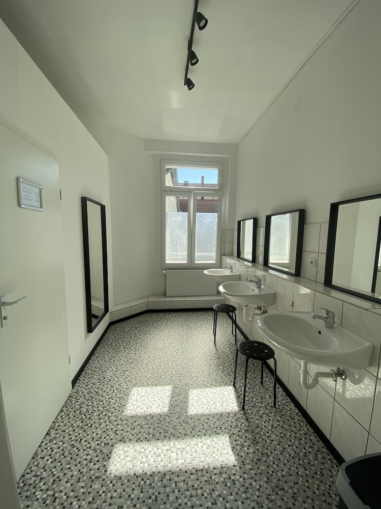 Economy Single Room (no TV)