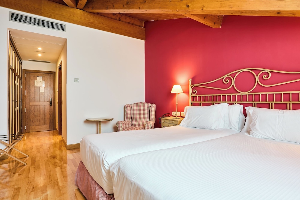 Habitación Doble Estándar (2 adultos)