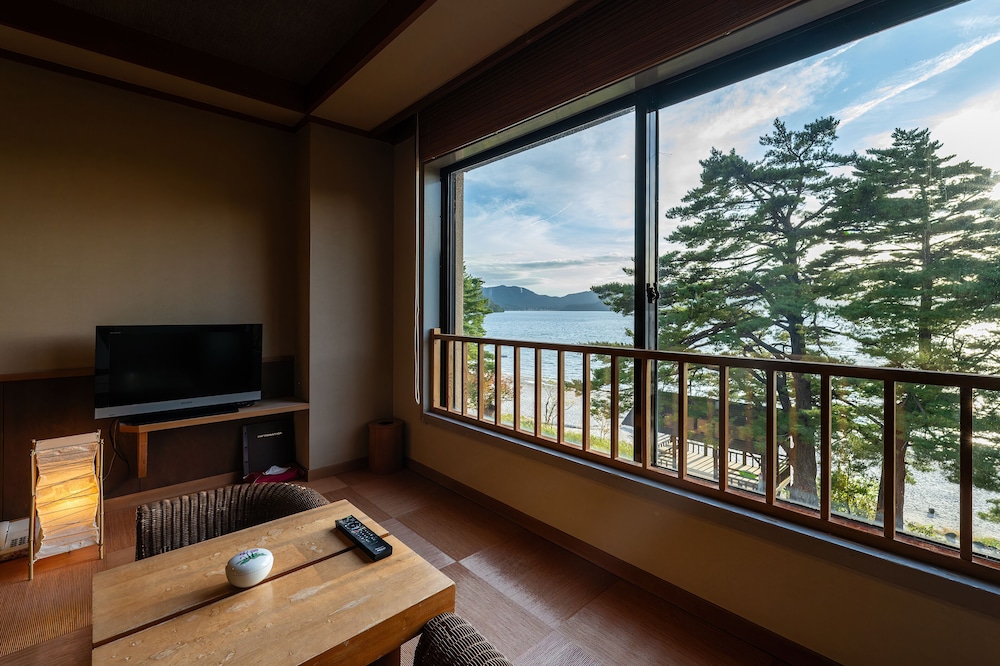Lake Tazawa view Japanese/Western-style room with low bed twin,Non smorking photo 3