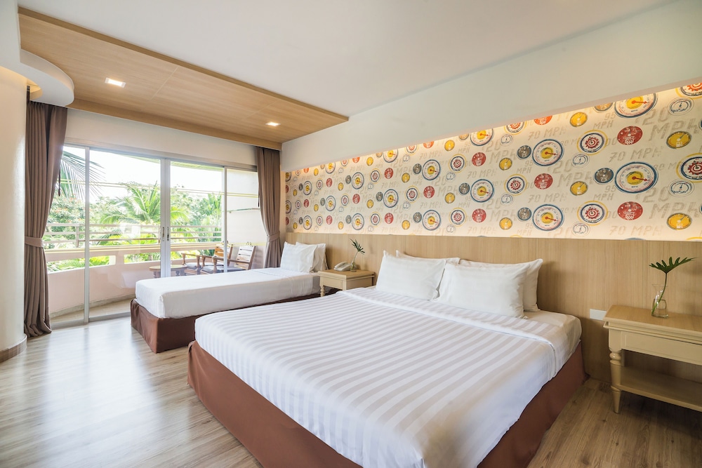 Family Rooms with Garden View - Photo 2