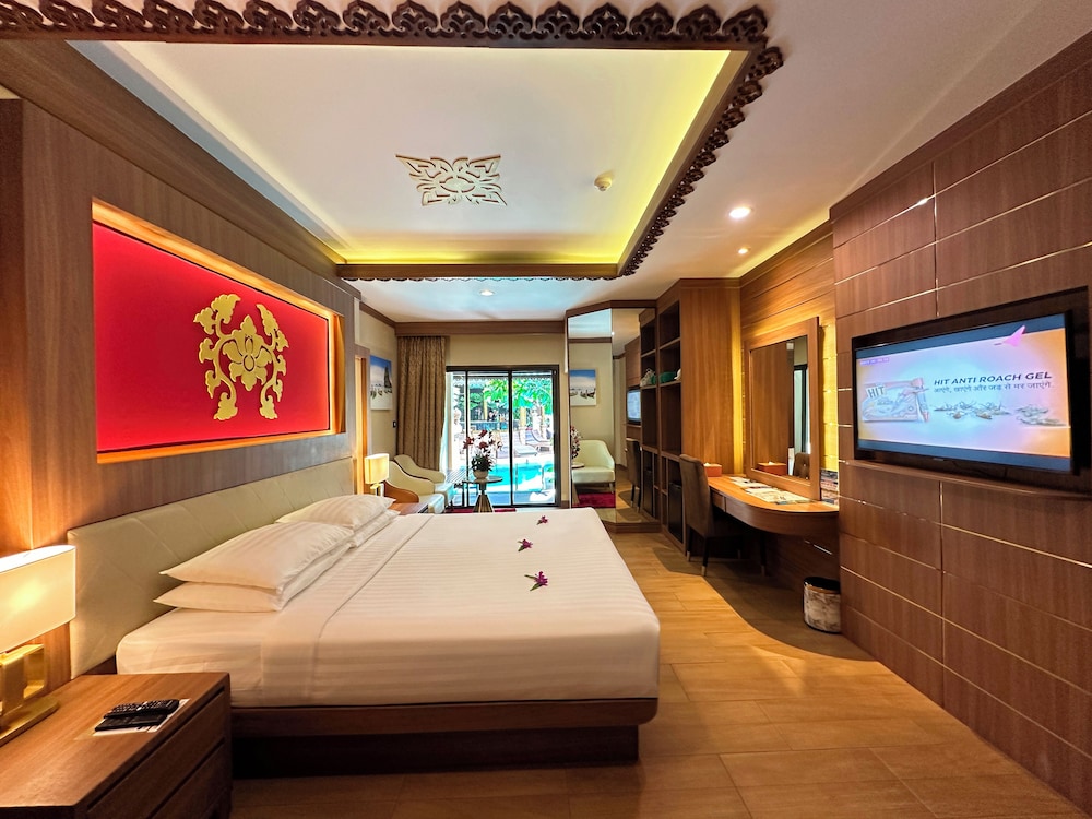 Deluxe Room, Pool Access (Premium) photo 2