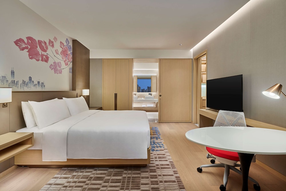 Junior Suite, 1 King Bed photo 1